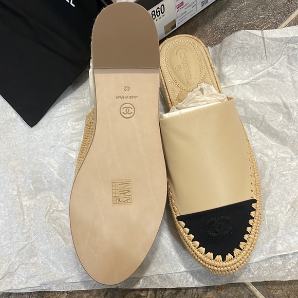 Chanel Espadrilles 1" Platform - Picture 3 of 4